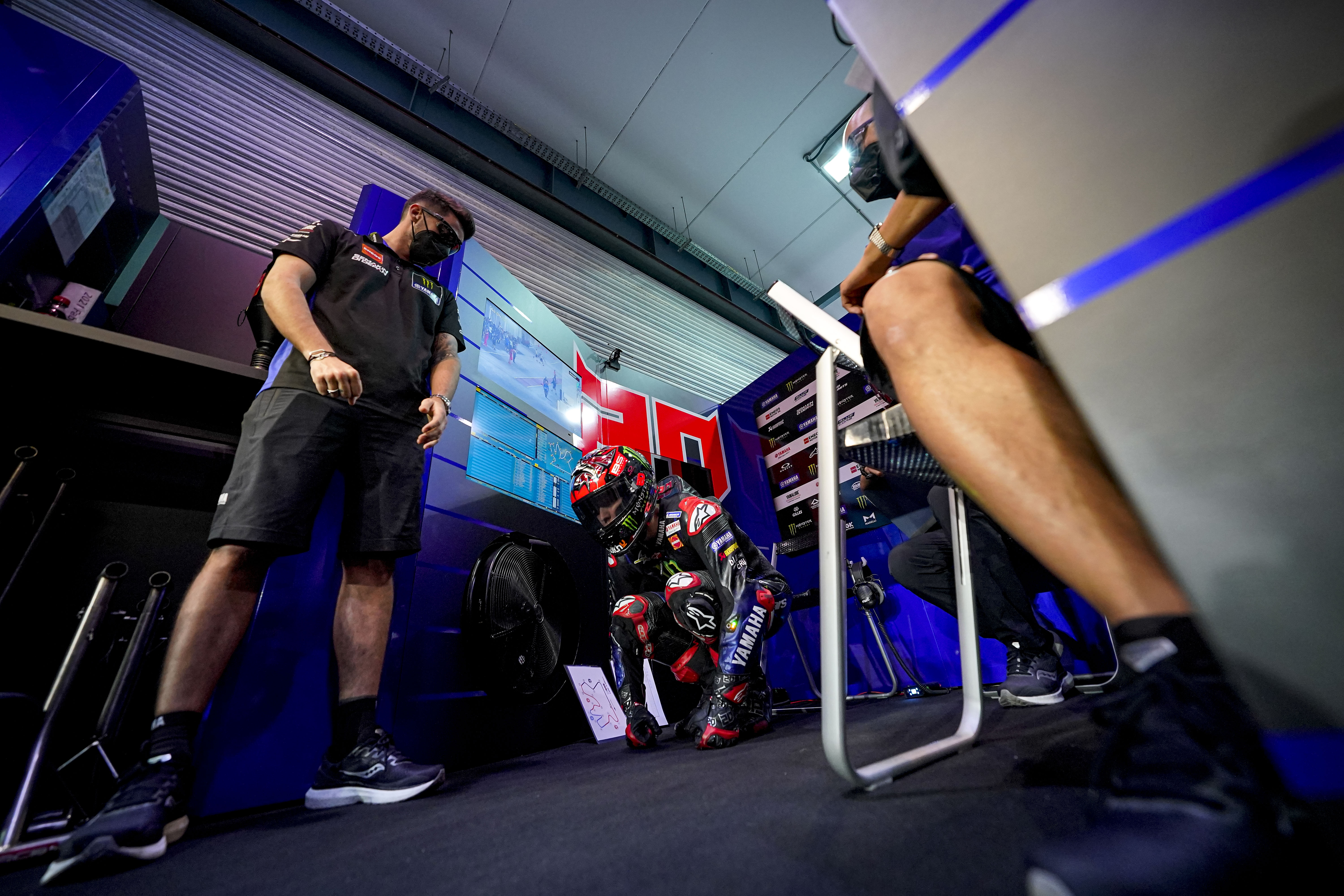 Bugün öğrendim ki: MotoGP yarışçılarının ön...