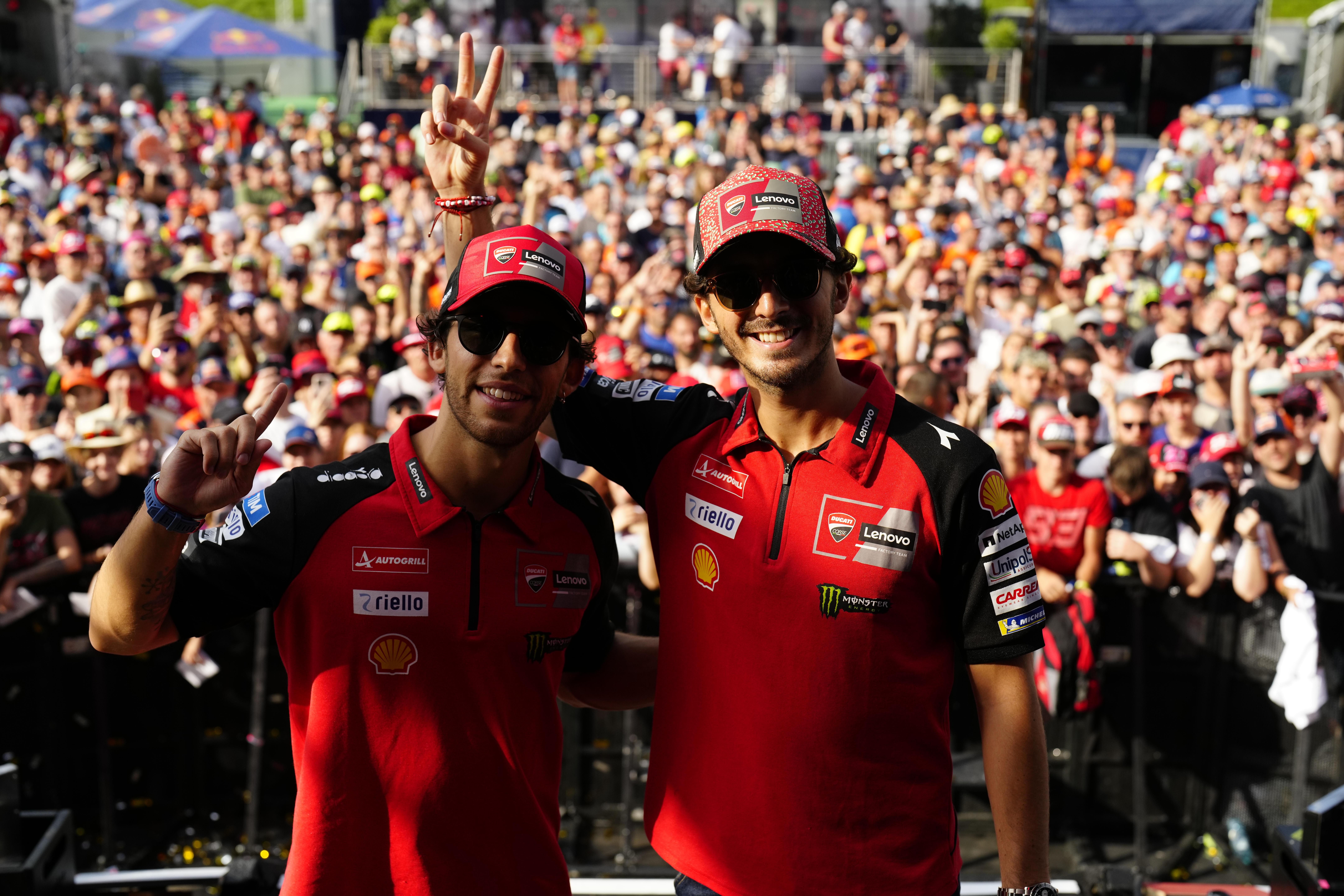 Enjoy the attractions of the new MotorLand Fan Festival!