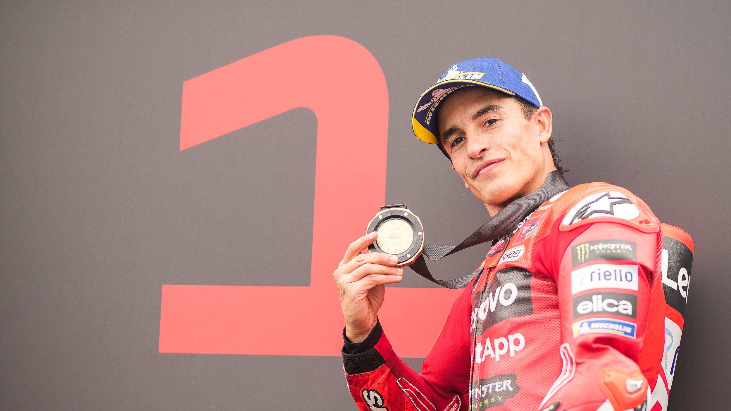 Marquez wins dramatic Balaton Sprint as VR46 earn double podium