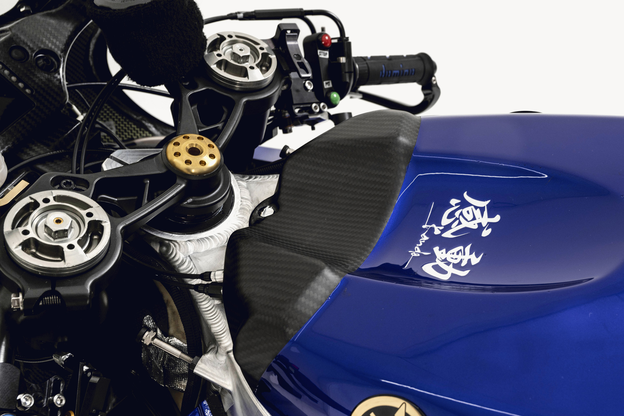 V4』エンジン搭載のプロトタイプマシンを実戦に投入