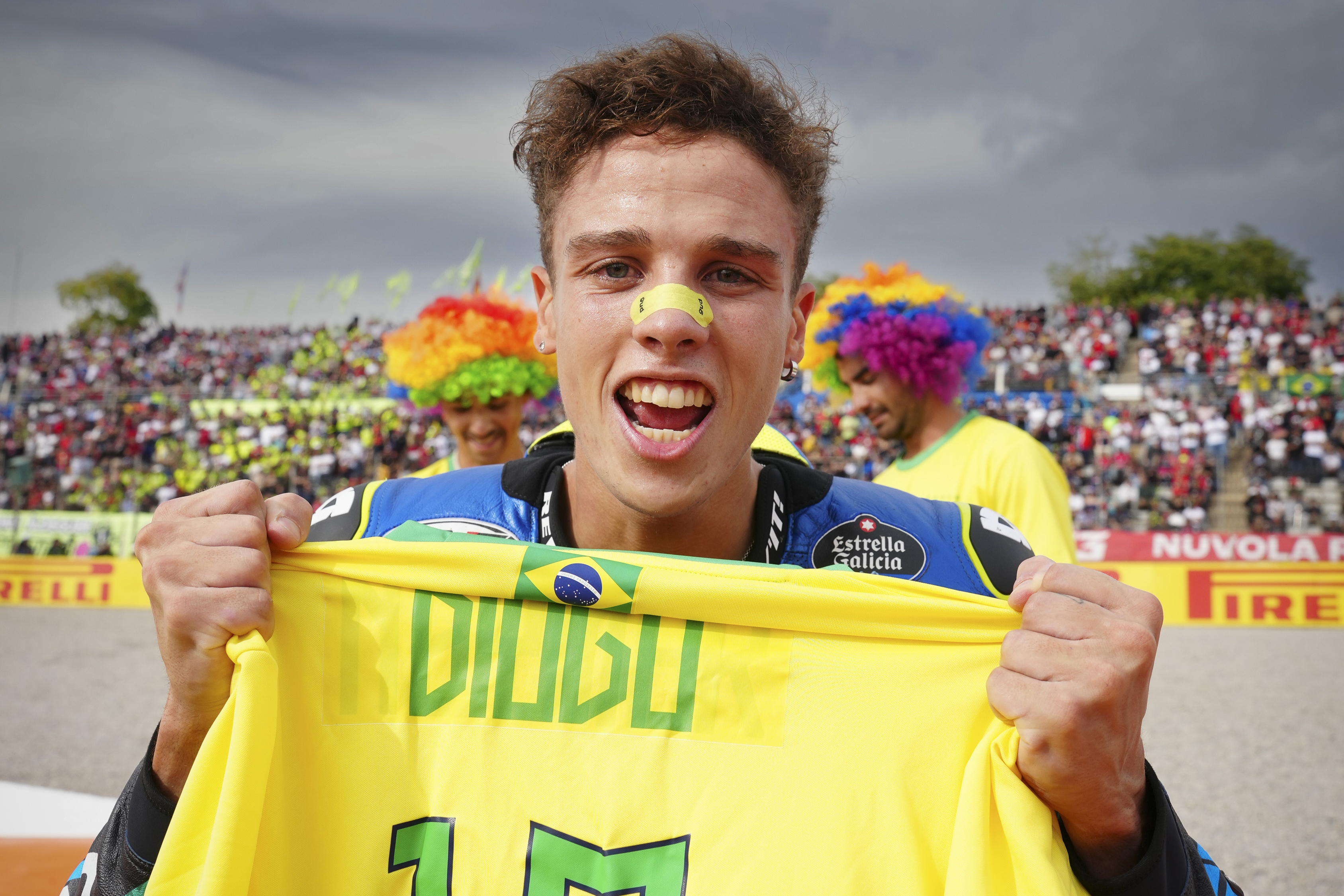 Moreira takes Moto2™ crown to become Brazil's first World Champion