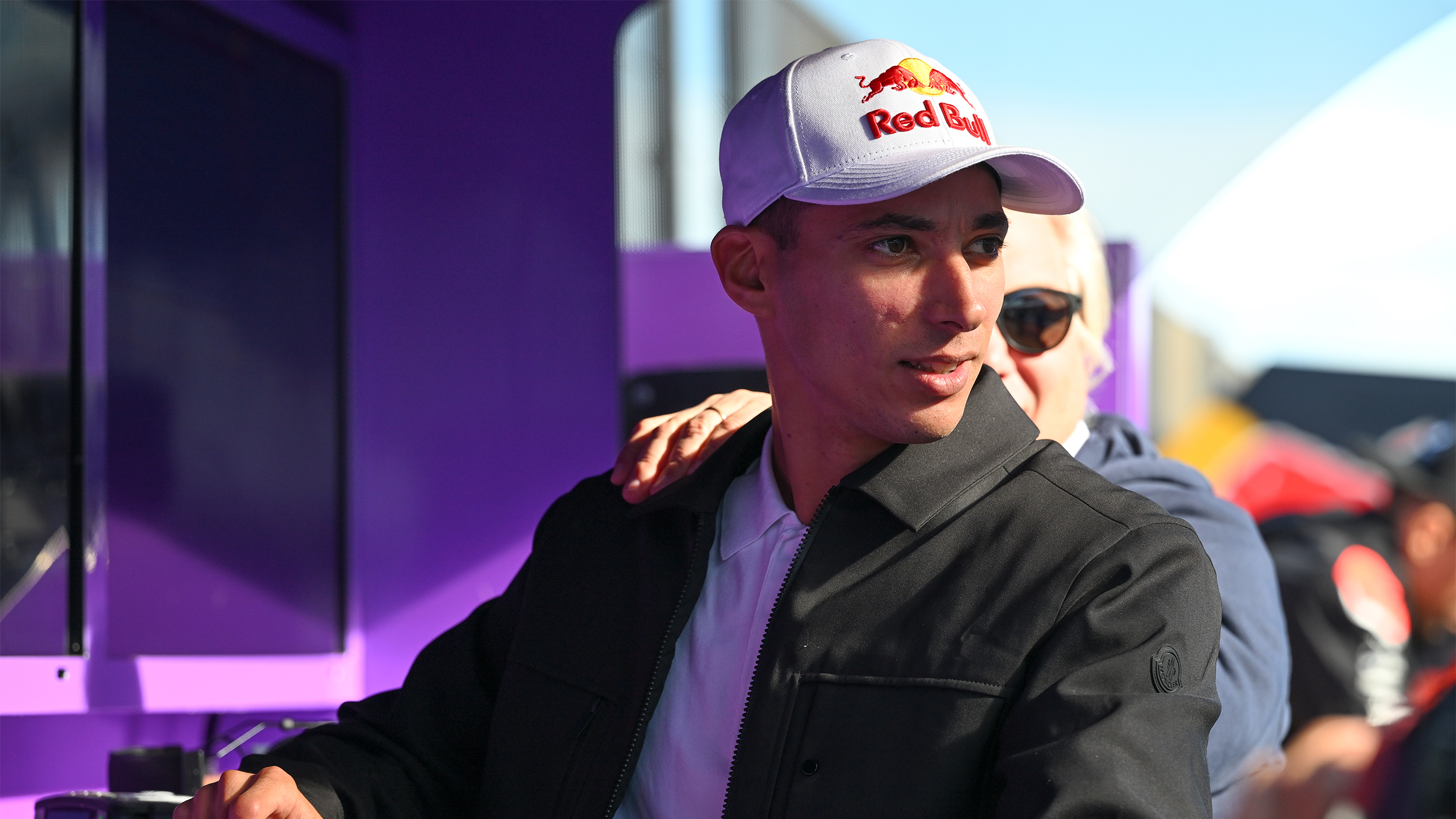Neues Kapitel: Razgatlioglu entscheidet sich für seine MotoGP ...