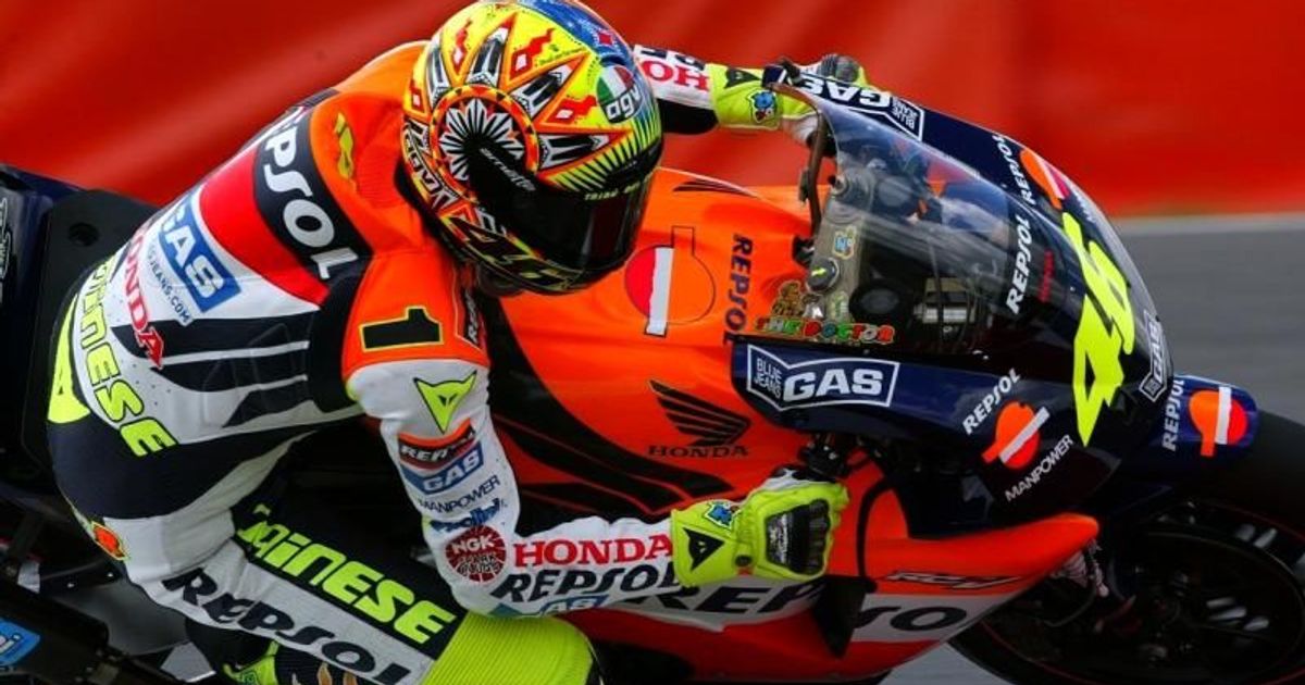 2002 MotoGP World Champion: Valentino Rossi