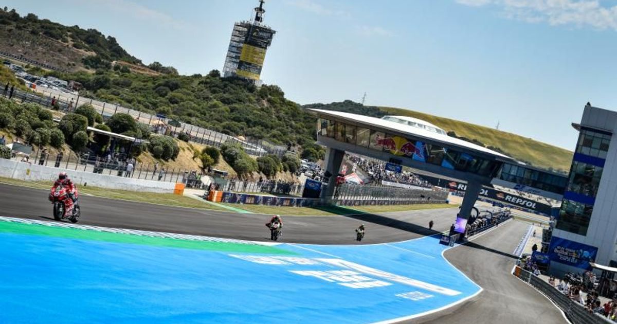 Outright lap records smashed thanks to Jerez resurfacing