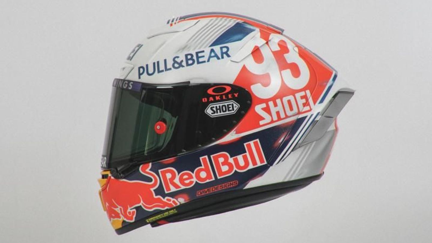 マルク・マルケスがレトル風ヘルメット準備 