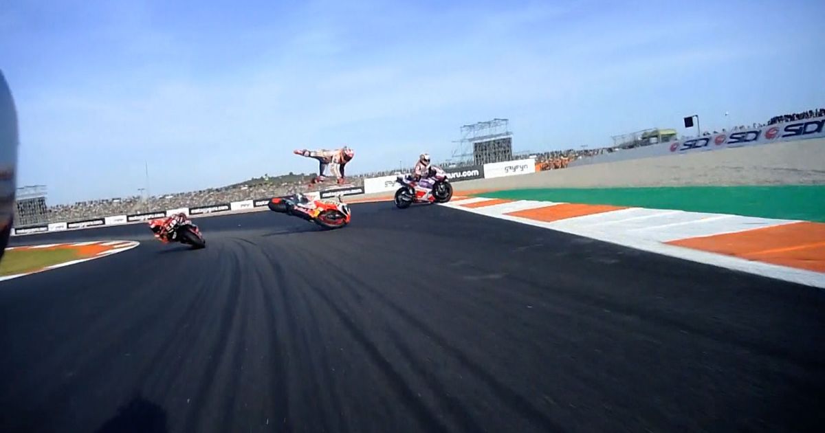 Martin Ko Massive Collision With M Marquez Ends Title Challenge