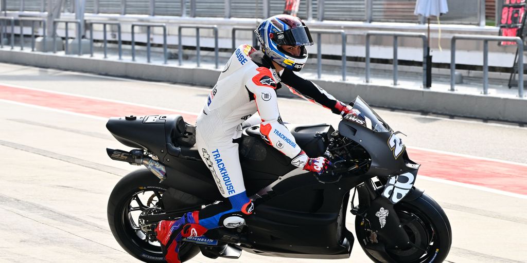 R. Fernandez ruled out of rest of Sepang Test - Vimarsana News