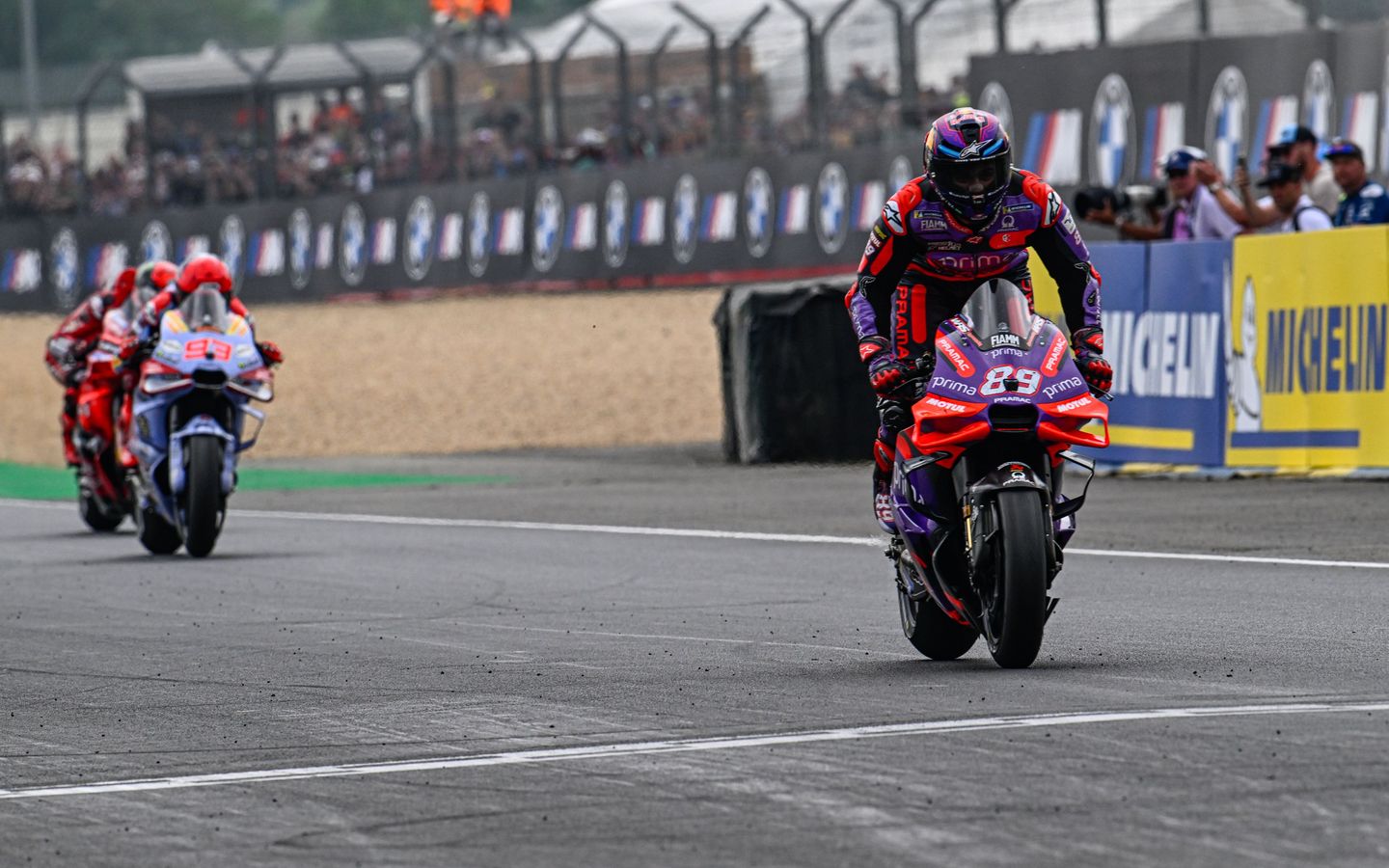 Jorge Martin kini memimpin klasemen dengan 129 poin