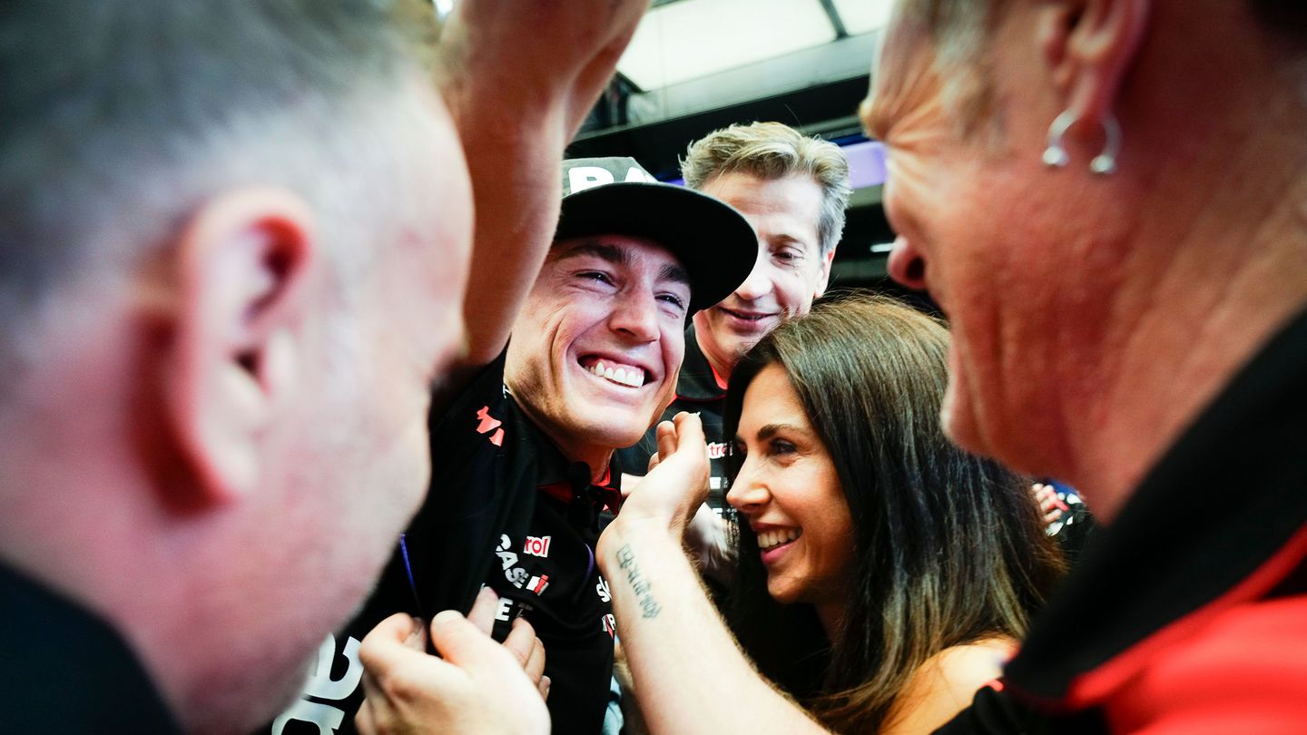 Aleix Espargaro memutuskan pensiun setelah MotoGP 2024