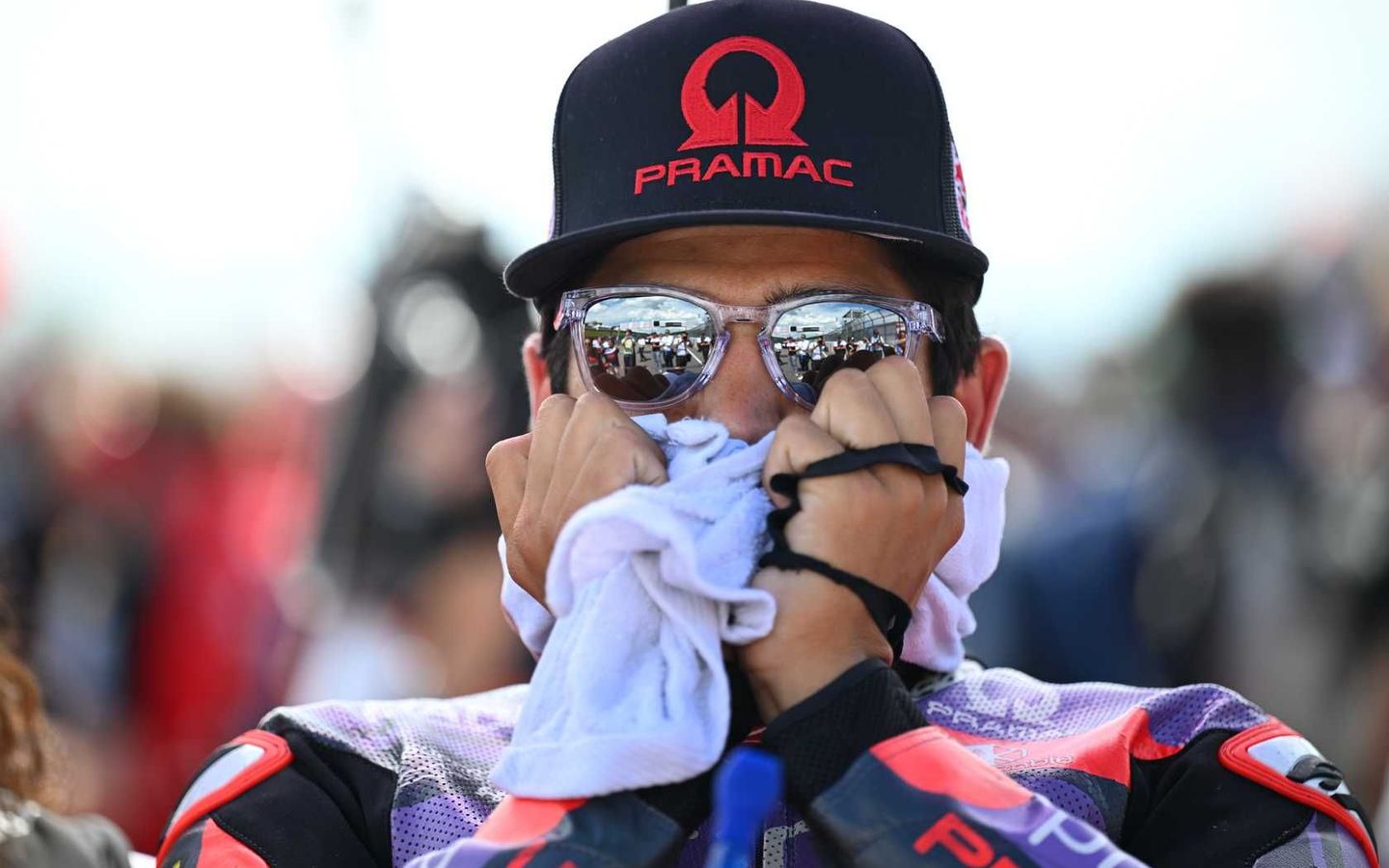 Jorge Martin terjatuh di tikungan pertama