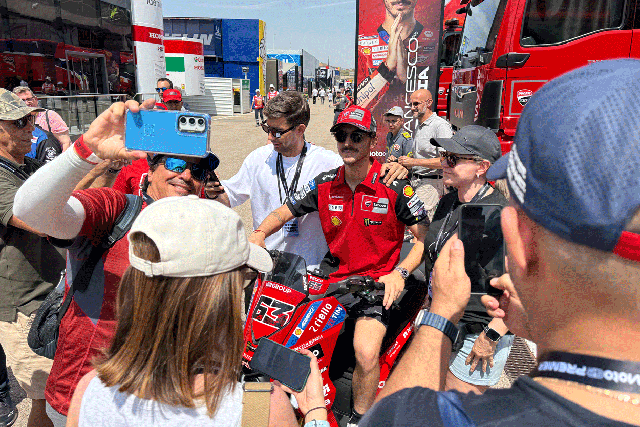 MGP-Experiences-Gif