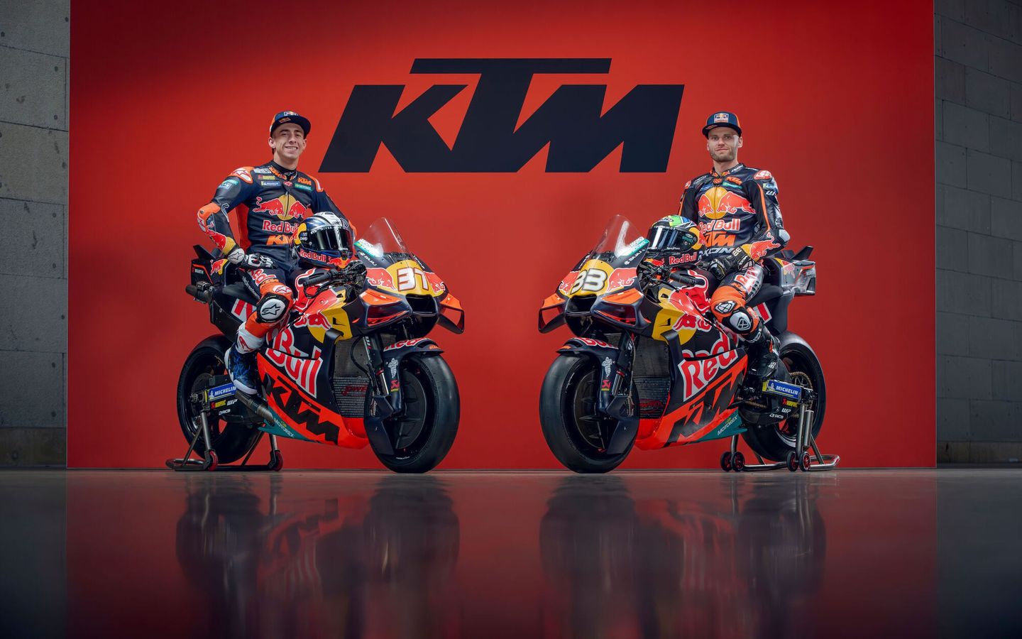 Red Bull KTM Factory Racing與Tech3發表2026塗裝920|小老婆汽機車資訊網