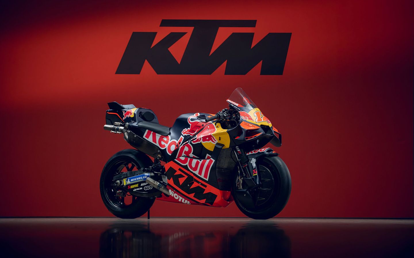 Red Bull KTM Factory Racing與Tech3發表2026塗裝7908|小老婆汽機車資訊網